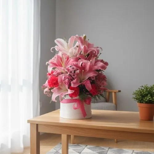 Luxury flower box delivery in Gurgaon